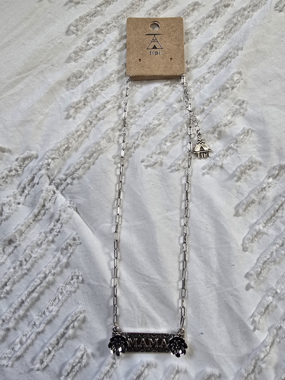 Tipi Mama Necklace Silver Tone Floral Pendant Necklace - Picture 2 of 2